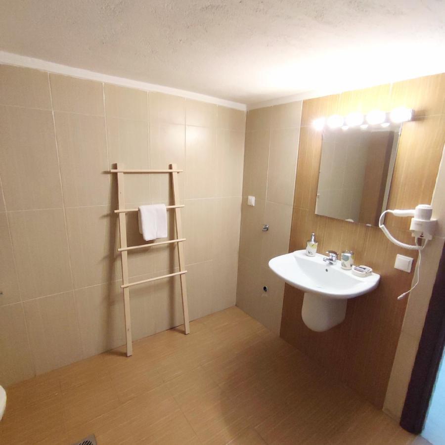 Infinity Suites Kallithea  Buitenkant foto